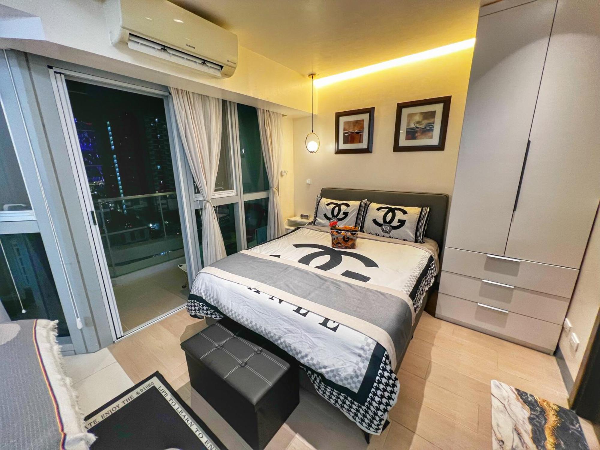 Eg Private House -Bgc Uptown Aparthotel Taguig Exterior photo