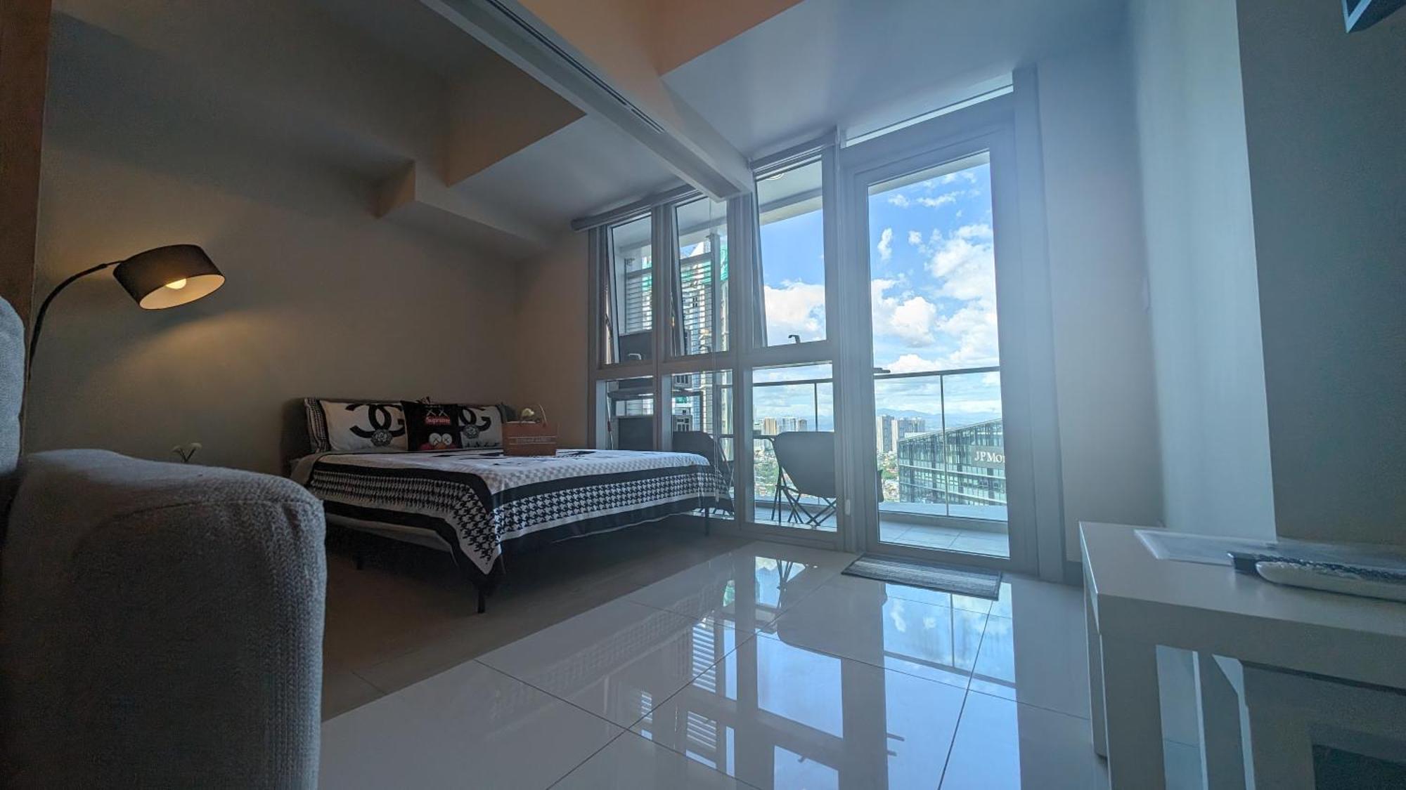 Eg Private House -Bgc Uptown Aparthotel Taguig Exterior photo