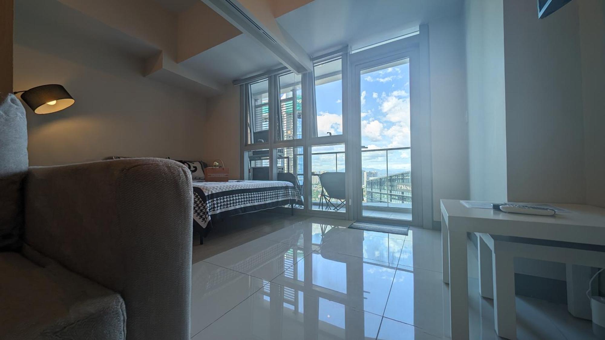 Eg Private House -Bgc Uptown Aparthotel Taguig Exterior photo