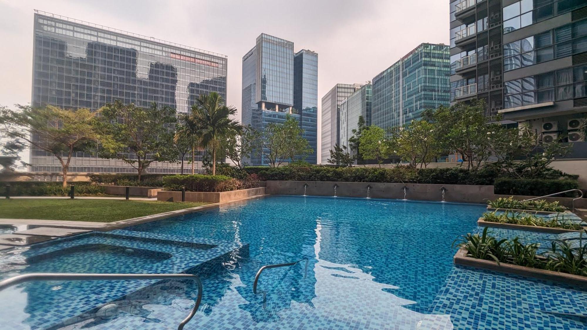 Eg Private House -Bgc Uptown Aparthotel Taguig Exterior photo